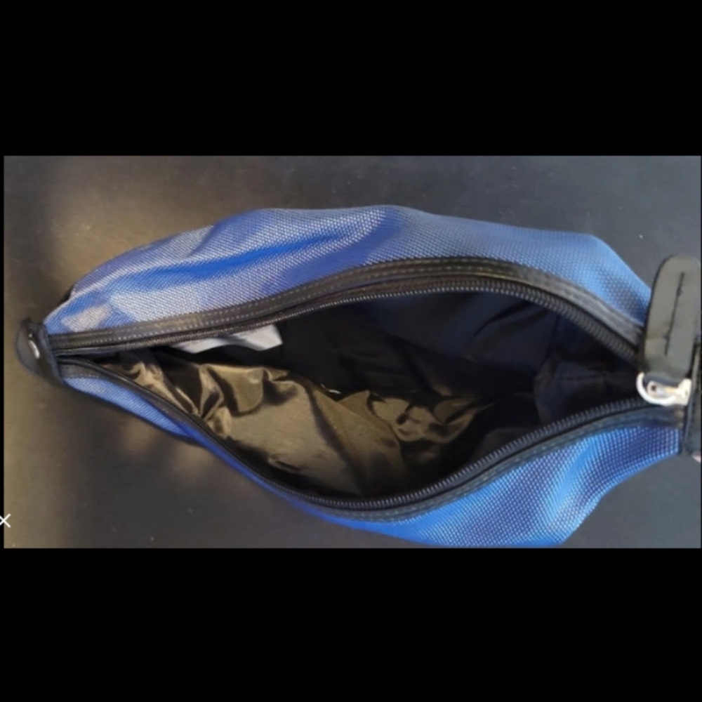 Like new Travel Toiletries bag, blue